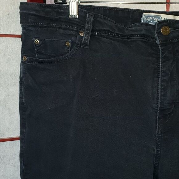 Signature Levi Strauss Black At Waist Boot Cut Jeans - Picture 6 of 10